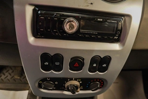Седан Renault Logan 2010 года, 559000 рублей, Челябинск