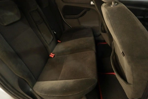 Хетчбэк Ford Focus 2007 года, 499000 рублей, Челябинск
