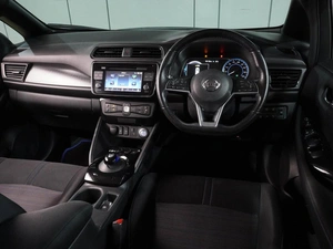 Хетчбэк Nissan Leaf 2017 года, 1679000 рублей, Воронеж