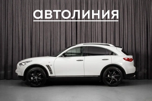 Внедорожник Infiniti QX70 2013 года, 2050000 рублей, Красноярск