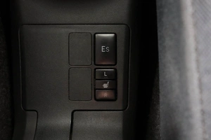 Хетчбэк Toyota Yaris 2008 года, 539000 рублей, Пермь