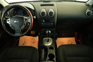 Внедорожник Nissan Qashqai 2011 года, 1049000 рублей, Омск