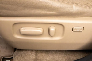 Внедорожник Toyota RAV4 2010 года, 1589000 рублей, Барнаул