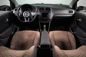 Седан Volkswagen Polo 2019 года, 1369000 рублей, Сургут