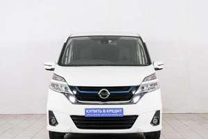 Минивэн Nissan Serena 2018 года, 1929000 рублей, Красноярск