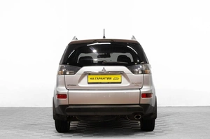 Внедорожник Mitsubishi Outlander 2008 года, 1269000 рублей, Барнаул