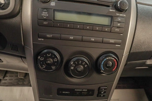 Седан Toyota Corolla 2008 года, 879000 рублей, Челябинск