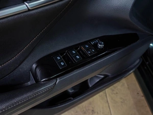 Седан Toyota Camry 2019 года, 2399000 рублей, Воронеж