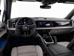 Внедорожник Porsche Cayenne 2023 года, 12488888 рублей, Москва