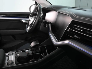 Внедорожник Volkswagen Touareg 2020 года, 8199000 рублей, Аксай