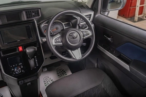 Минивэн Toyota Roomy 2019 года, 1179000 рублей, Томск