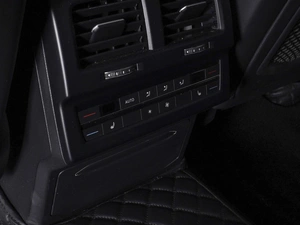 Внедорожник Volkswagen Touareg 2018 года, 4749000 рублей, Ростов-на-Дону