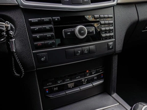 Седан Mercedes-benz E-класс 2011 года, 1740000 рублей, Краснодар