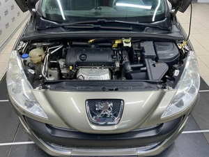 Хетчбэк Peugeot 308 2010 года, 715000 рублей, Красноярск