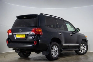 Внедорожник Toyota Land Cruiser 2013 года, 3699000 рублей, Оренбург