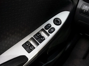 Хетчбэк Hyundai Solaris 2013 года, 925000 рублей, Краснодар