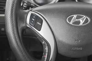Седан Hyundai Avante 2011 года, 919000 рублей, Кемерово
