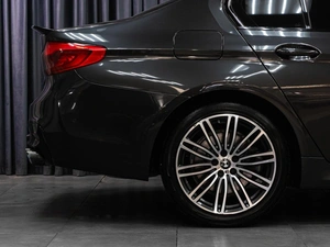 Седан BMW 5 серия 2019 года, 4876000 рублей, Тюмень