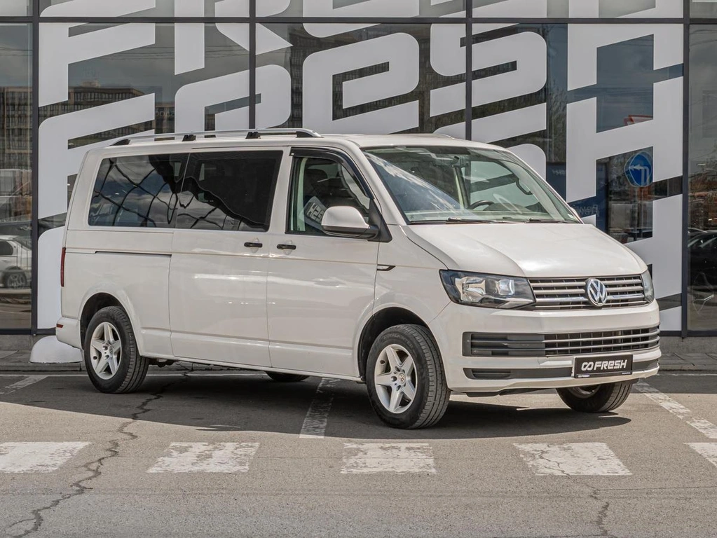 Минивэн Volkswagen Transporter 2018 года, 2799000 рублей, Краснодар