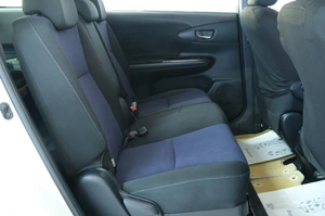 Минивэн Toyota Wish 2017 года, 1889000 рублей, Омск