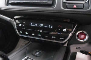 Внедорожник Honda Vezel 2017 года, 1599000 рублей, Красноярск