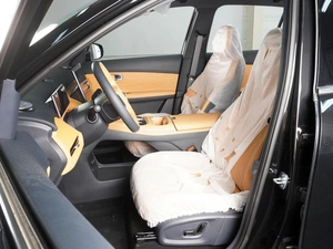 Внедорожник Geely Galaxy Starship 7 2025 года, 3550000 рублей, Красный Пахарь