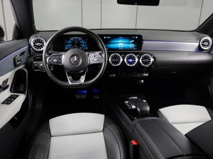 Седан Mercedes-benz CLA-класс 2021 года, 2555000 рублей, Тюмень