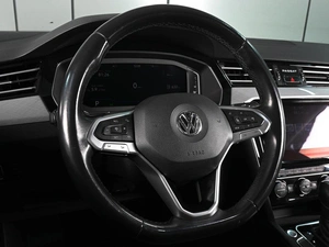 Седан Volkswagen Passat 2019 года, 3049000 рублей, Аксай