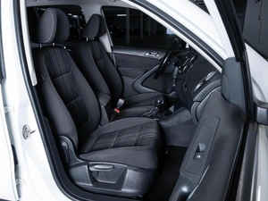 Внедорожник Volkswagen Tiguan 2015 года, 1575000 рублей, Ставрополь