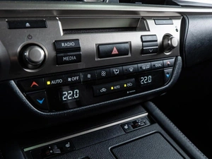 Седан Lexus ES 2015 года, 2459000 рублей, Волгоград