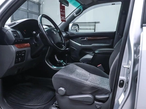 Внедорожник Toyota Land Cruiser Prado 2006 года, 2000000 рублей, Красноярск