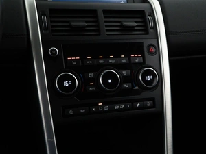 Внедорожник Land Rover Discovery Sport 2019 года, 2341077 рублей, Москва