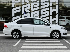 Седан Volkswagen Polo 2015 года, 1145000 рублей, Волгоград
