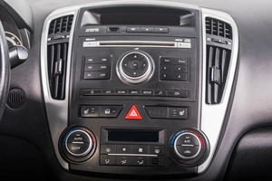Универсал Kia Ceed 2011 года, 989000 рублей, Томск