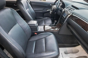 Седан Toyota Camry 2015 года, 2399000 рублей, Барнаул