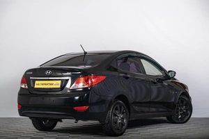 Седан Hyundai Solaris 2013 года, 729000 рублей, Томск