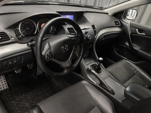 Седан Honda Accord 2008 года, 1125000 рублей, Красноярск