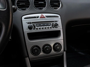 Хетчбэк Peugeot 308 2011 года, 499000 рублей, Краснодар
