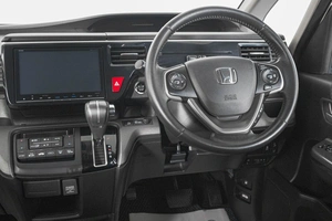 Минивэн Honda Stepwgn Spada 2016 года, 1699000 рублей, Кемерово