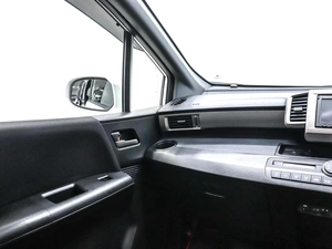 Минивэн Honda Freed 2013 года, 1249000 рублей, Красноярск