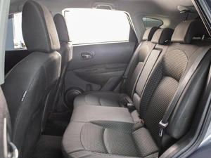 Внедорожник Nissan Qashqai 2007 года, 820000 рублей, Омск
