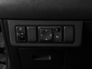 Хетчбэк Nissan Tiida 2011 года, 599000 рублей, Тюмень