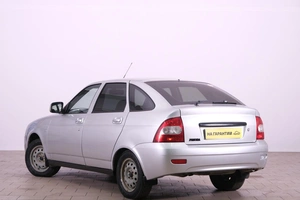 Хетчбэк ВАЗ (LADA) Priora 2011 года, 369000 рублей, Омск