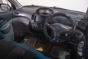 Минивэн Toyota Funcargo 2001 года, 449000 рублей, Томск