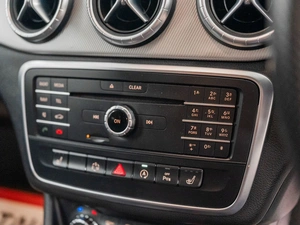 Универсал Mercedes-benz CLA-класс 2015 года, 1575000 рублей, Красноярск