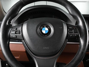 Седан BMW 5 серия 2013 года, 1909000 рублей, Аксай