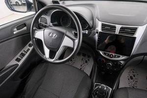 Седан Hyundai Solaris 2012 года, 829000 рублей, Красноярск