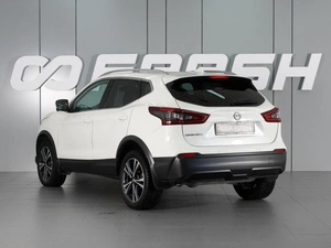 Внедорожник Nissan Qashqai 2021 года, 2150000 рублей, Красный Пахарь