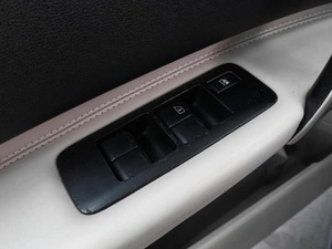 Внедорожник Nissan Qashqai+2 2010 года, 1249000 рублей, Тюмень