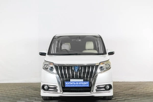 Минивэн Toyota Noah 2014 года, 1669000 рублей, Тюмень
